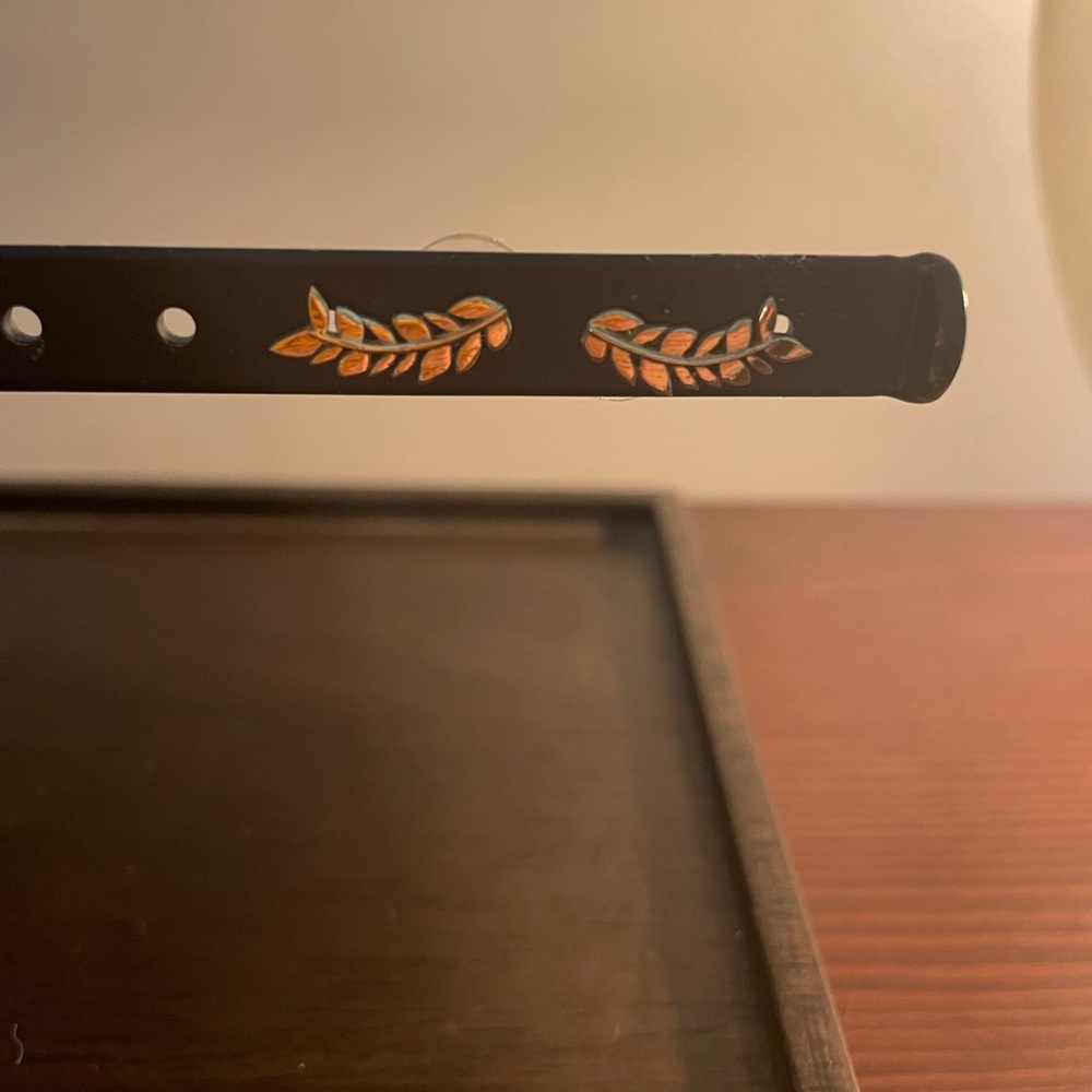 & Other Stories Olive Branch Climbing Stud